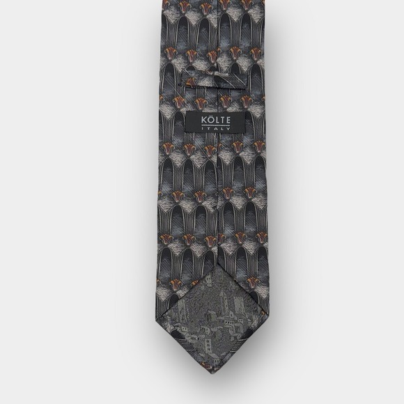 Kolte Italy Handmade Silk Tie Gray Abstract Geometric Pattern 3.75 x 60 Inches - Picture 4 of 6